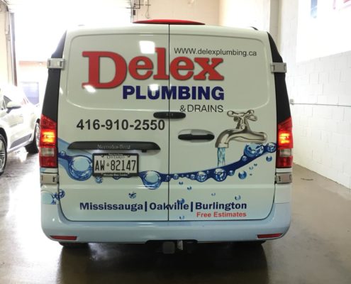 Mini Van Auto Wrap for Delux Plumbing